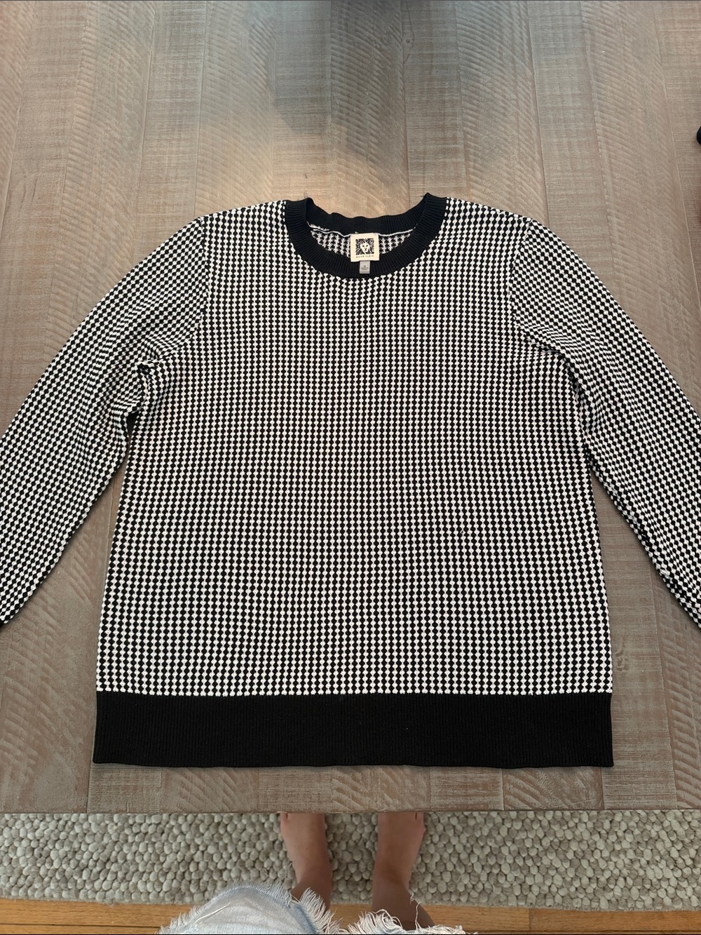 Anne Klein Black & White Houndstooth Sweater - Crew Neck Like new!